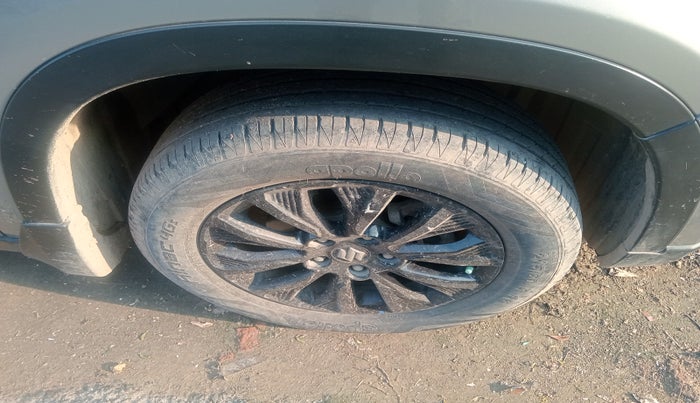 2022 Maruti Vitara Brezza ZXI, Petrol, Manual, 37,988 km, tyre