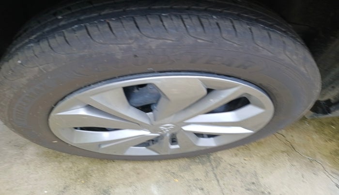 2025 Toyota Urban Cruiser Taisor E 1.2 Petrol MT, Petrol, Manual, 1,772 km, tyre