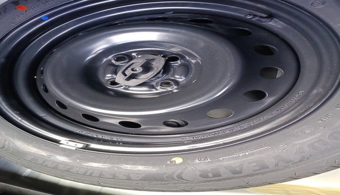 2025 Toyota Urban Cruiser Taisor E 1.2 Petrol MT, Petrol, Manual, 1,772 km, tyre