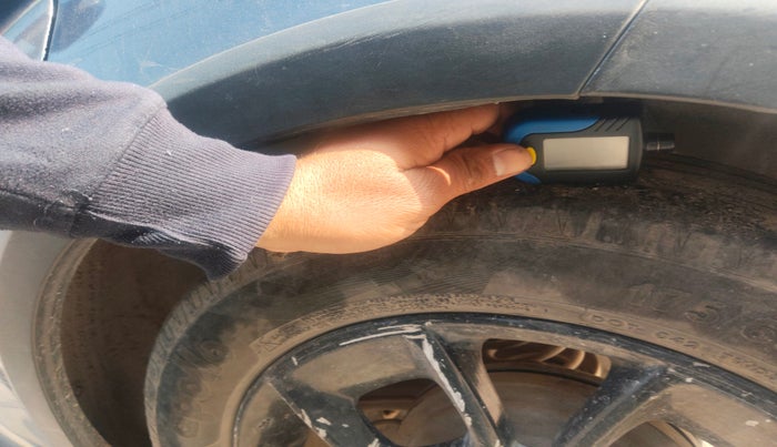 2019 Maruti IGNIS ZETA 1.2, Petrol, Manual, 96,247 km, tyre