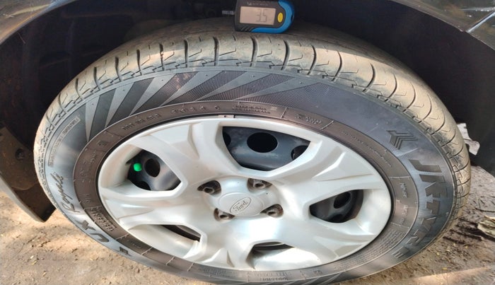 2014 Ford Ecosport TREND 1.5L DIESEL, Diesel, Manual, 1,58,377 km, tyre