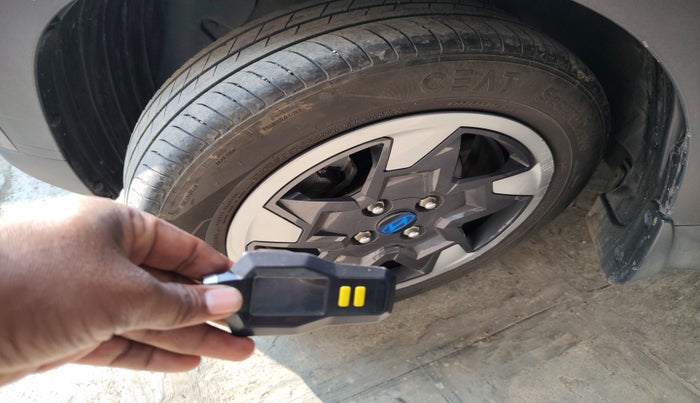 2023 Hyundai EXTER  SX 1.2 AMT, Petrol, Automatic, 9,966 km, tyre