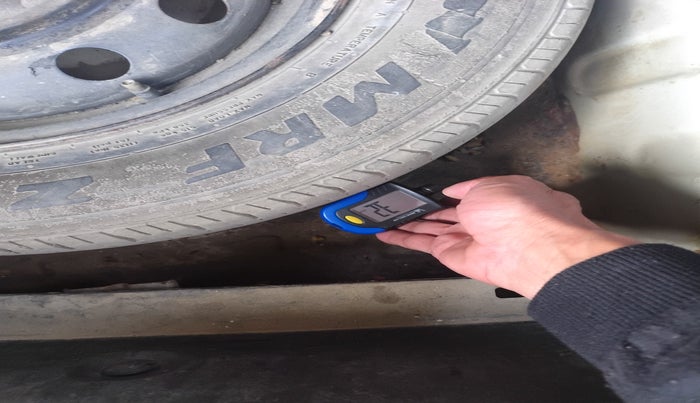 2011 Maruti Swift Dzire VDI, Diesel, Manual, 77,525 km, tyre