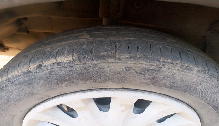 2016 Tata Zest XE 75PS DIESEL, Diesel, Manual, 1,38,589 km, tyre