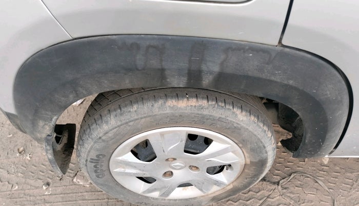 2022 Renault Kwid RXL 1.0 AMT, Petrol, Automatic, 48,959 km, tyre