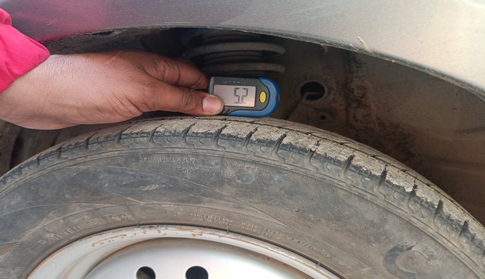 2019 Maruti New Wagon-R LXI CNG 1.0, Petrol, Manual, 1,78,877 km, tyre