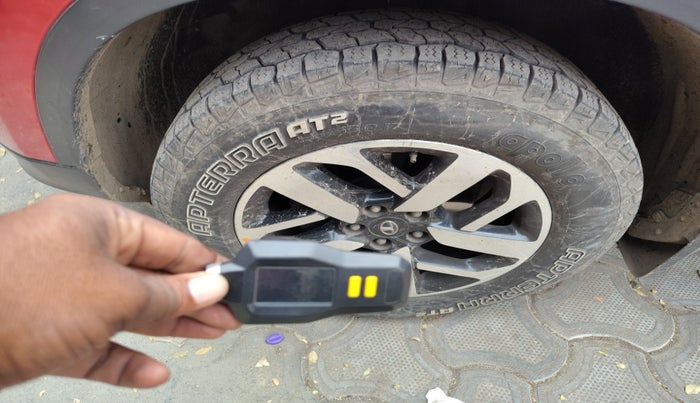 2020 Tata Harrier XZA PLUS 2.0L DUAL TONE, Diesel, Automatic, 1,44,559 km, tyre