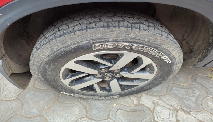 2020 Tata Harrier XZA PLUS 2.0L DUAL TONE, Diesel, Automatic, 1,44,559 km, tyre