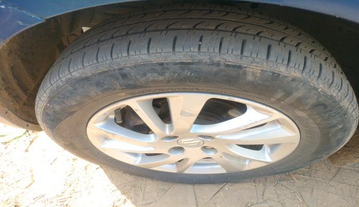 2011 Maruti Swift ZDI, Diesel, Manual, 89,986 km, tyre