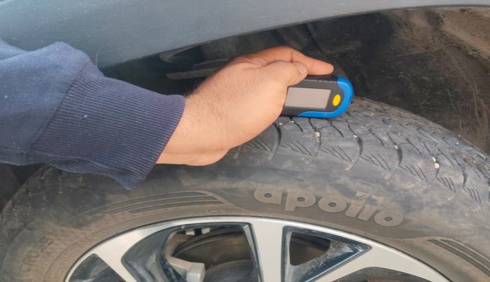 2023 Toyota URBAN CRUISER HYRYDER V NEO DRIVE, Petrol, Manual, 19,403 km, tyre