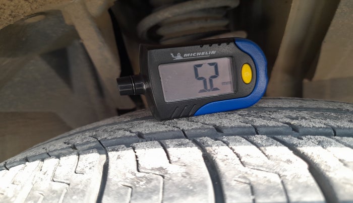 2019 Renault TRIBER RXZ, Petrol, Manual, 1,48,502 km, tyre