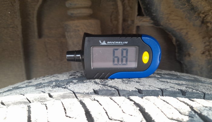 2019 Renault TRIBER RXZ, Petrol, Manual, 1,48,502 km, tyre