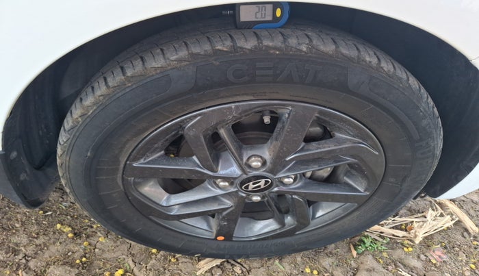 2022 Hyundai GRAND I10 NIOS SPORTZ 1.2 KAPPA VTVT CNG, Petrol, Manual, 31,852 km, tyre