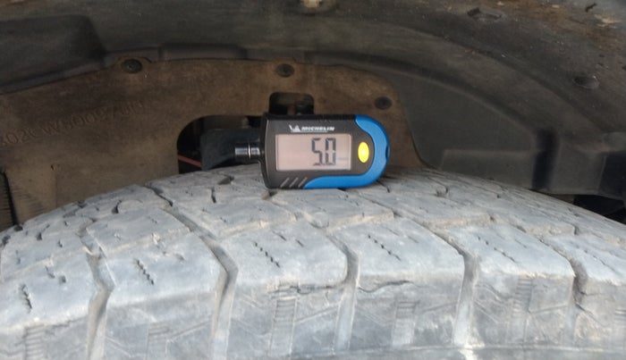 2023 Mahindra Thar LX HARD TOP 4WD MT, Diesel, Manual, 73,980 km, tyre