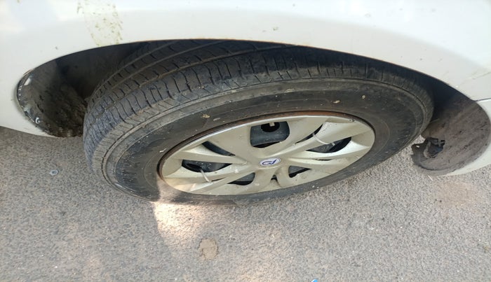 2011 Maruti Ritz VDI, Diesel, Manual, 1,11,391 km, tyre