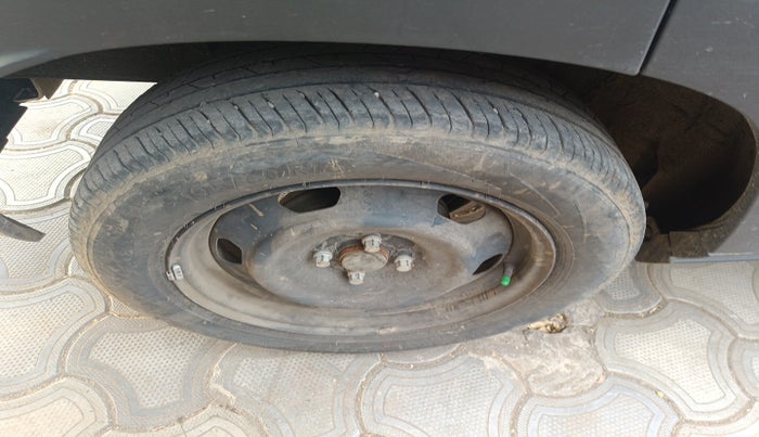 2021 Nissan MAGNITE XL, Petrol, Manual, 22,793 km, tyre