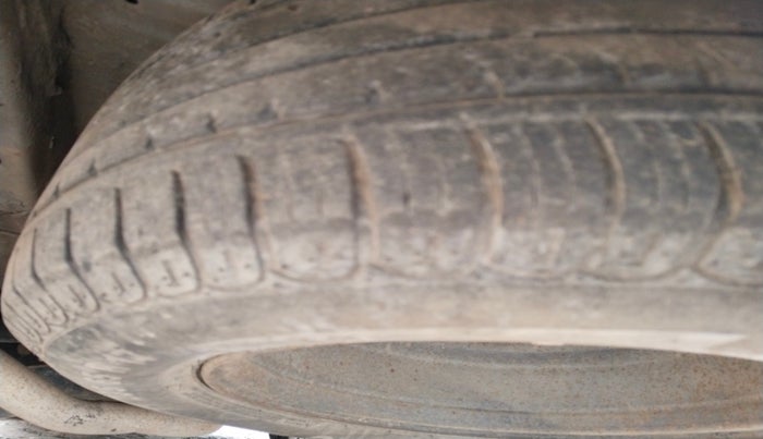 2015 Mahindra XUV500 W10, Diesel, Manual, 1,08,787 km, tyre