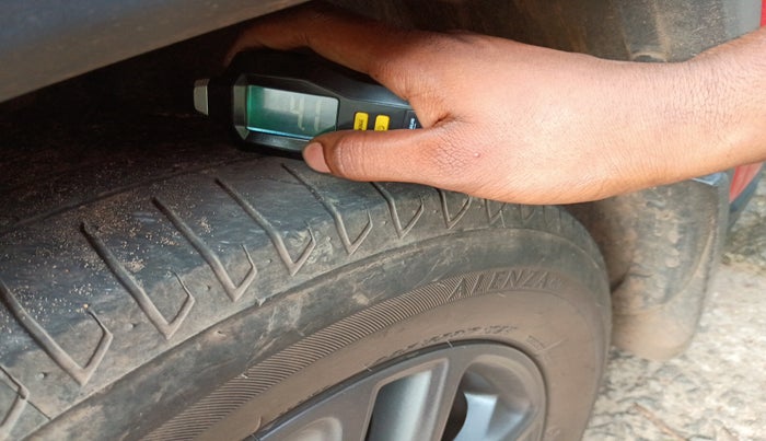 2018 Jeep Compass LONGITUDE (O) 2.0 DIESEL, Diesel, Manual, 80,100 km, tyre