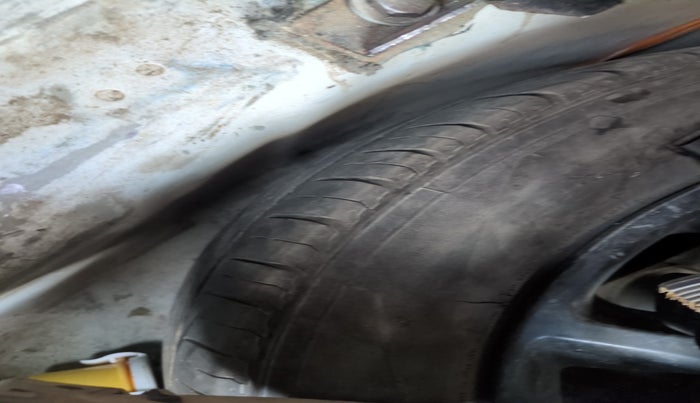 2020 Hyundai Elite i20 SPORTZ PLUS 1.2, Petrol, Manual, 1,34,758 km, tyre