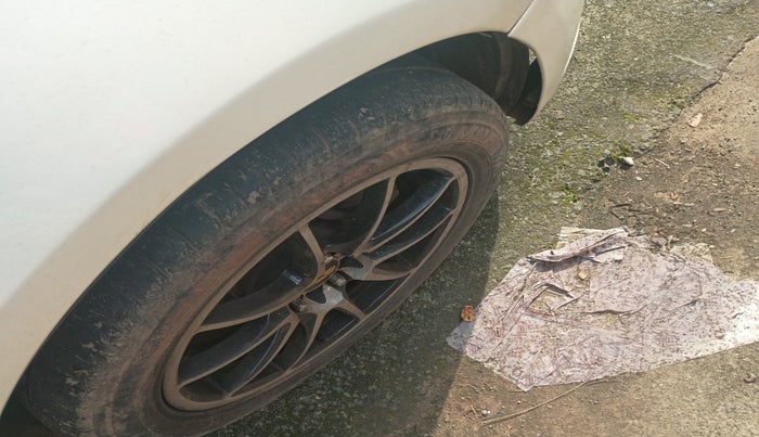 2010 Chevrolet Cruze LTZ AT, Diesel, Automatic, 71,530 km, tyre