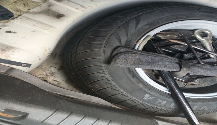 2010 Chevrolet Cruze LTZ AT, Diesel, Automatic, 71,530 km, tyre