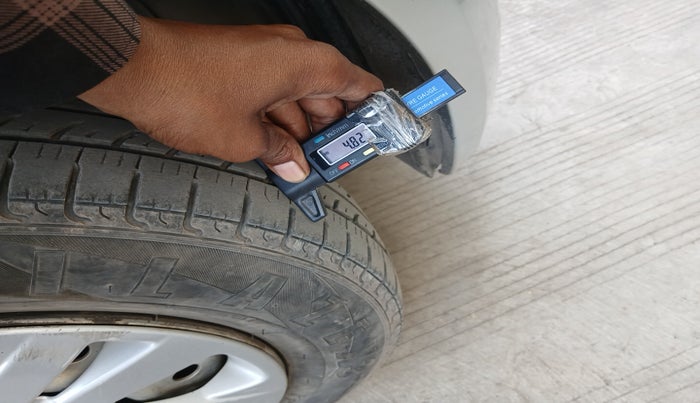 2021 Maruti New Wagon-R LXI CNG 1.0, Petrol, Manual, 1,15,106 km, tyre