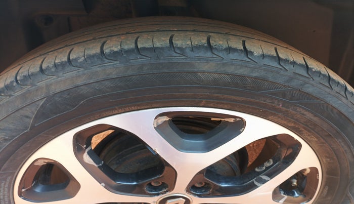 2017 Renault Captur RXT DIESEL, Diesel, Manual, 97,985 km, tyre