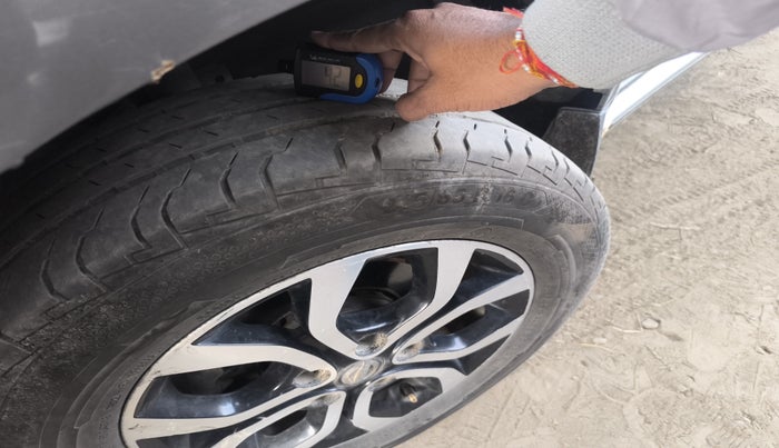 2016 Nissan Terrano XL D PLUS, Diesel, Manual, 74,913 km, tyre