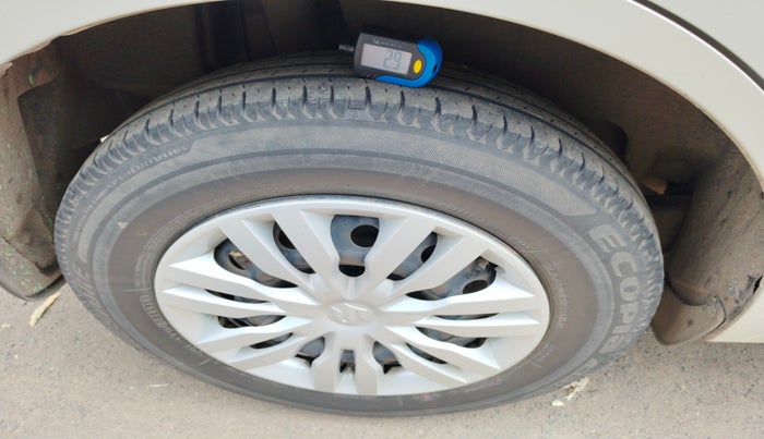 2019 Maruti Dzire VXI, Petrol, Manual, 55,971 km, tyre