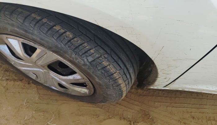 2023 Tata ALTROZ XM PLUS CNG, Petrol, Manual, 76,801 km, tyre