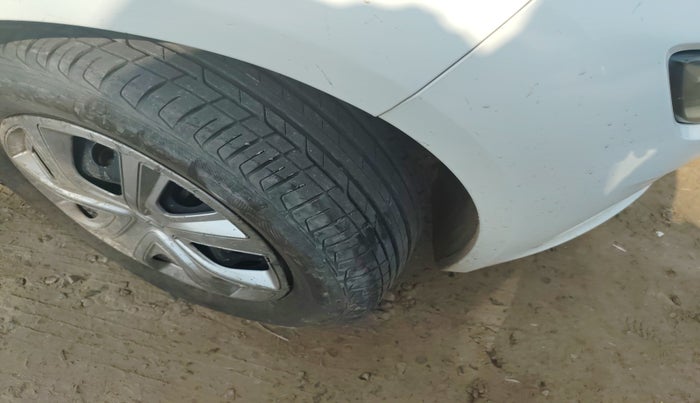 2023 Tata ALTROZ XM PLUS CNG, Petrol, Manual, 76,801 km, tyre