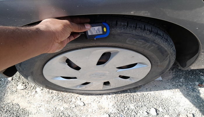 2014 Maruti Celerio VXI CNG, Petrol, Manual, 75,225 km, tyre