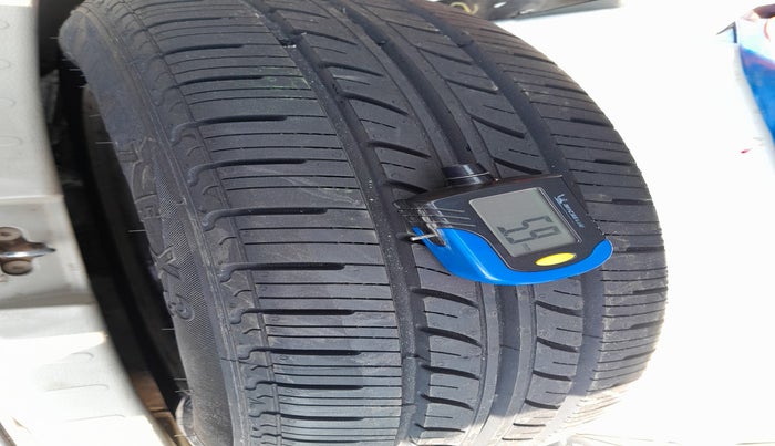 2014 Maruti Celerio VXI CNG, Petrol, Manual, 75,225 km, tyre