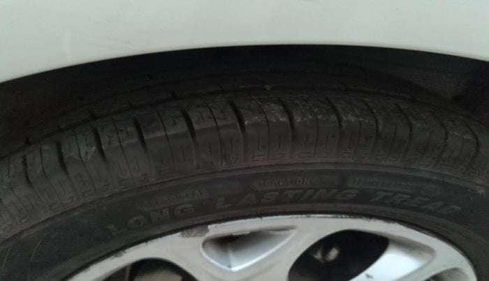 2014 Renault Scala RXZ DIESEL, Diesel, Manual, 66,731 km, tyre