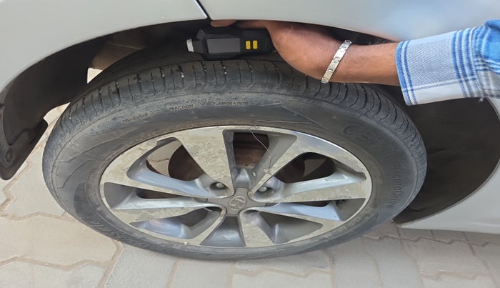 2014 Hyundai Elite i20 ASTA 1.4 CRDI, Diesel, Manual, 1,20,991 km, tyre