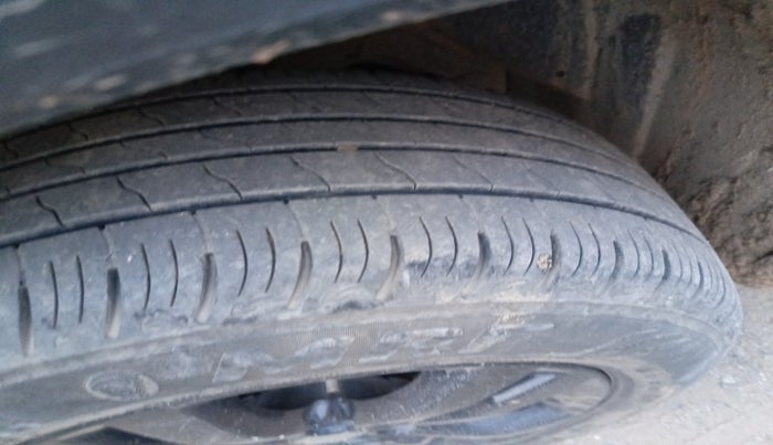 2018 Maruti Vitara Brezza ZDI AMT, Diesel, Automatic, 1,20,584 km, tyre