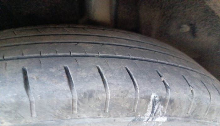 2018 Maruti Vitara Brezza ZDI AMT, Diesel, Automatic, 1,20,584 km, tyre