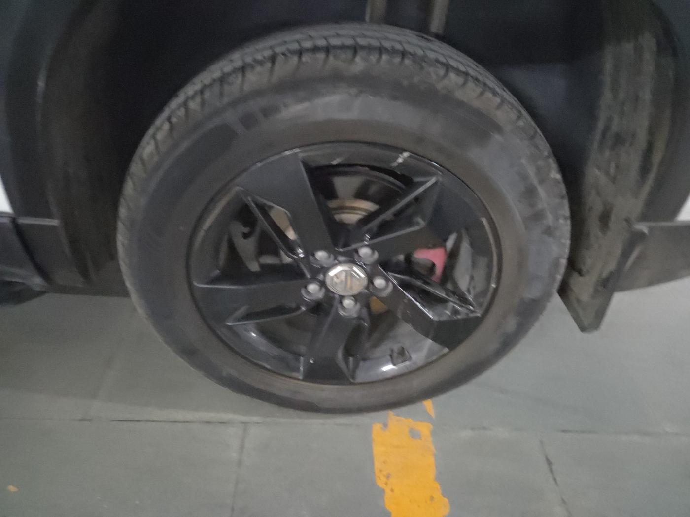 2019 MG HECTOR SUPER 1.5 PETROL, Petrol, Manual, 97,572 km, tyre