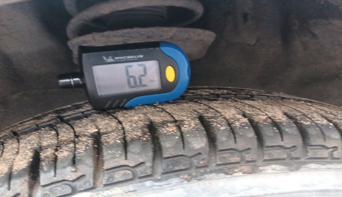 2012 Hyundai i20 MAGNA 1.2, Petrol, Manual, 1,24,604 km, tyre