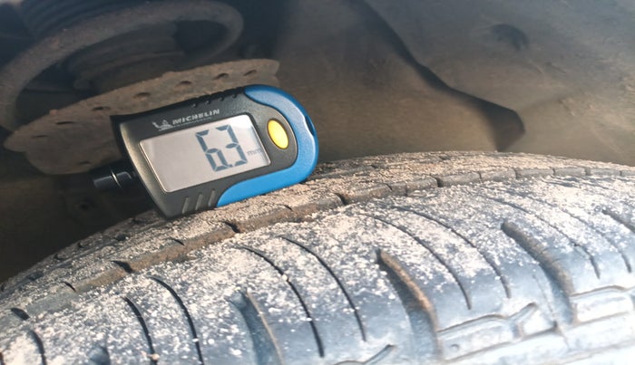 2012 Hyundai i20 MAGNA 1.2, Petrol, Manual, 1,24,604 km, tyre