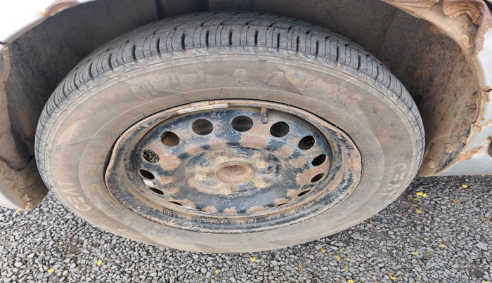 2013 Maruti Ertiga VDI, Diesel, Manual, 1,05,925 km, tyre