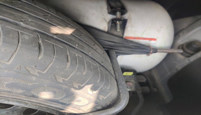 2022 Maruti Celerio VXI CNG, Petrol, Manual, 62,177 km, tyre