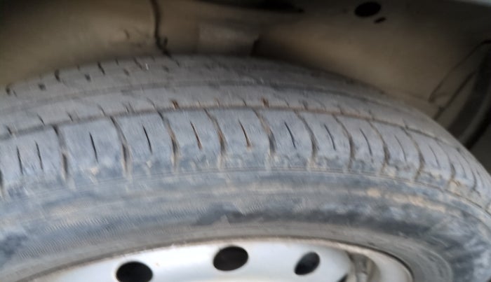 2018 Maruti Wagon R 1.0 LXI CNG, Petrol, Manual, 1,55,725 km, tyre