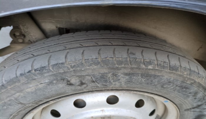 2018 Maruti Wagon R 1.0 LXI CNG, Petrol, Manual, 1,55,725 km, tyre