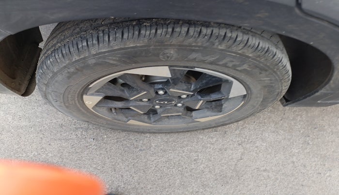 2024 KIA SONET 	 HTX 1.0 TURBO DCT, Petrol, Automatic, 9,634 km, tyre