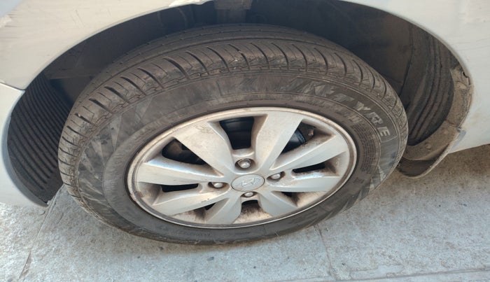 2013 Hyundai i20 SPORTZ 1.2, Petrol, Manual, 1,23,456 km, tyre