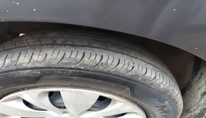 2017 Maruti Baleno DELTA PETROL 1.2, Petrol, Manual, 34,794 km, tyre