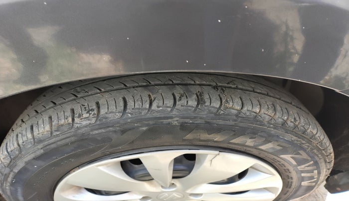 2017 Maruti Baleno DELTA PETROL 1.2, Petrol, Manual, 34,794 km, tyre