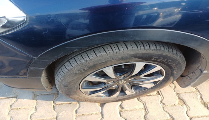 2019 Maruti S Cross ZETA 1.3, Diesel, Manual, 1,11,695 km, tyre