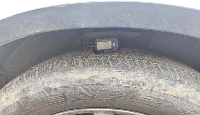 2021 Mahindra XUV500 W9, Diesel, Manual, 59,111 km, tyre